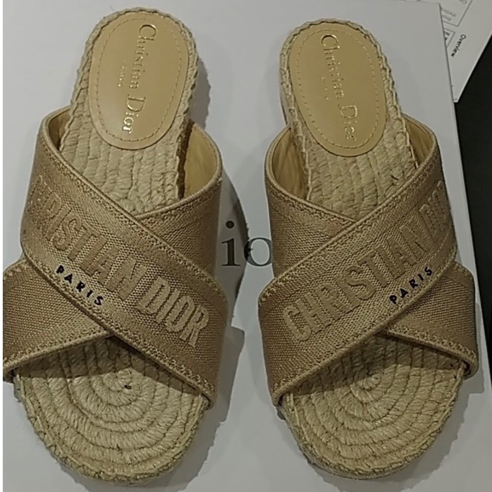 CHRISTIAN DIOR beige nude espadrille slides 35.5